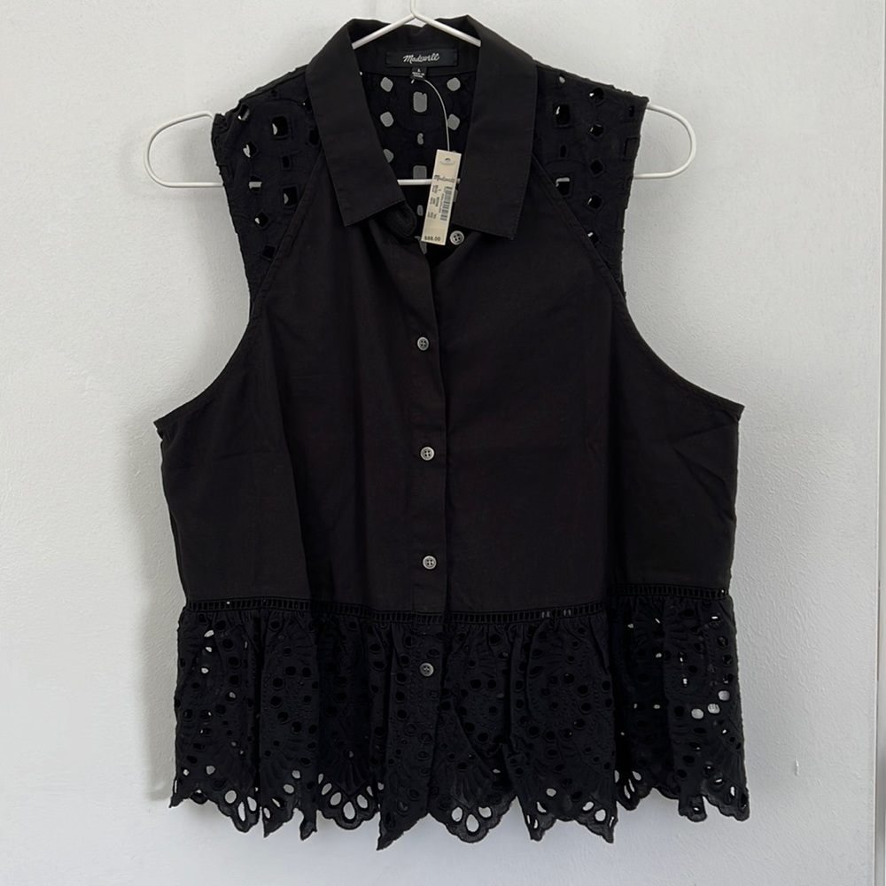 NWT — Madewell sleeveless button up blouse - size LARGE